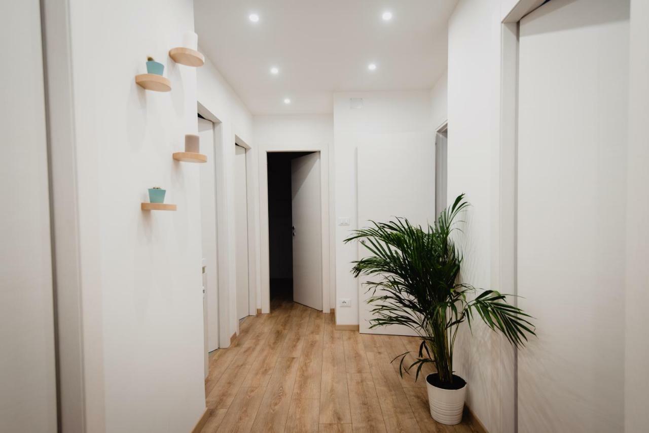 La Boutique Del Vento - Esclusivo In Pieno Centro Lägenhet Trieste Exteriör bild